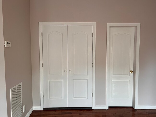 Washer/Dryer - 265 Palmer Rd