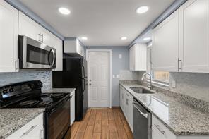 Foto del edificio - 5209 Manor Dr