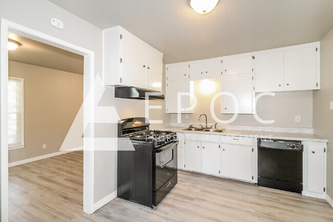 Foto del edificio - 704 Tiffin Ave