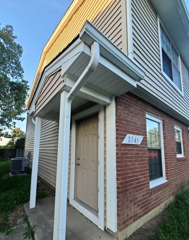 Photo - 2745 Brookshire Ln, Townhome