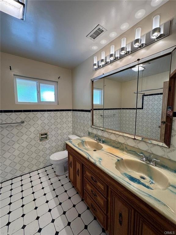 Primary Photo - 2537 West Avenue 30 Apt #30, Los Angeles, ...