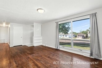 Building Photo - 4586 Wentworth Dr