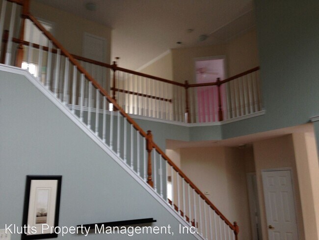 Foto del edificio - 5345 Harvest Hill Dr