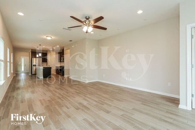 Building Photo - 120 Concave Lane