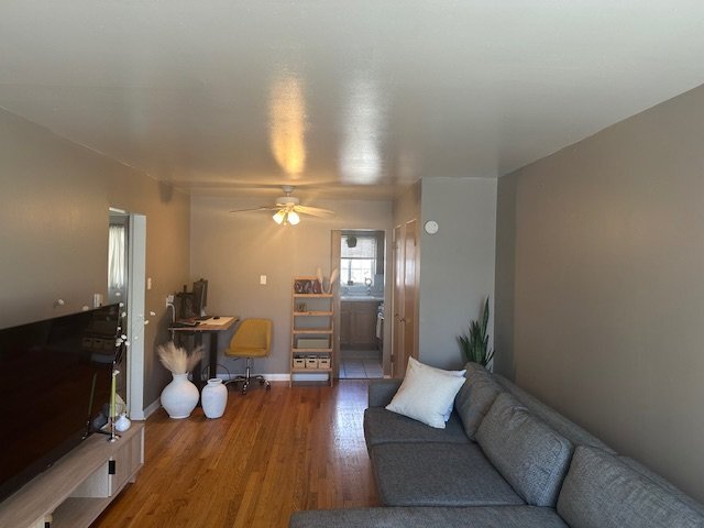 Building Photo - Lovely One Bed / One Bath in south Denver ...