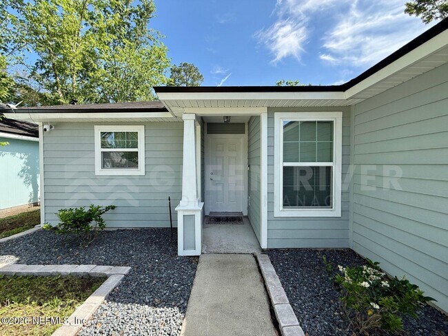 Foto del edificio - 8212 Maple St