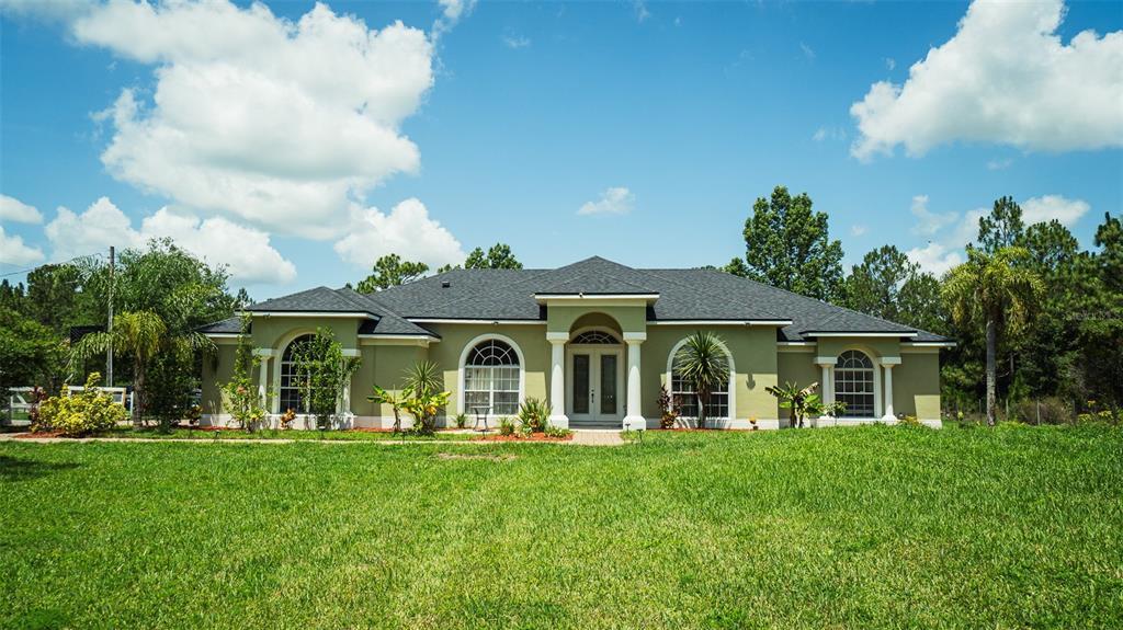 Foto principal - 19951 Quinlan St