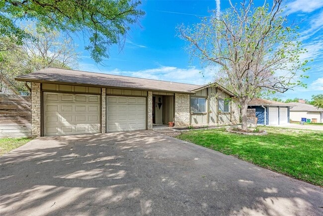 Foto del edificio - 2804 Sissinghurst Dr