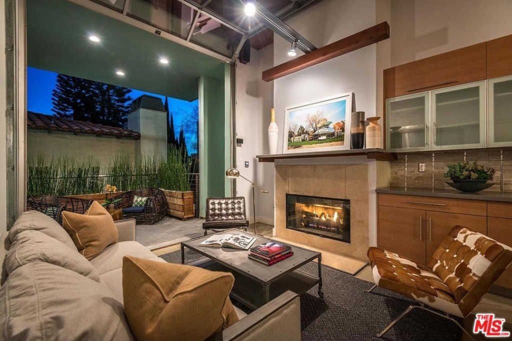 Foto principal - 1152 N La Cienega Blvd