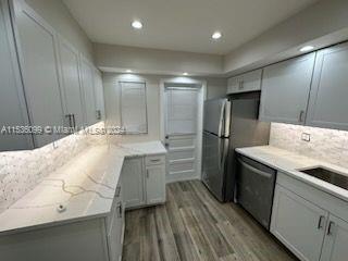 Primary Photo - 8141 SW 24th Ct
