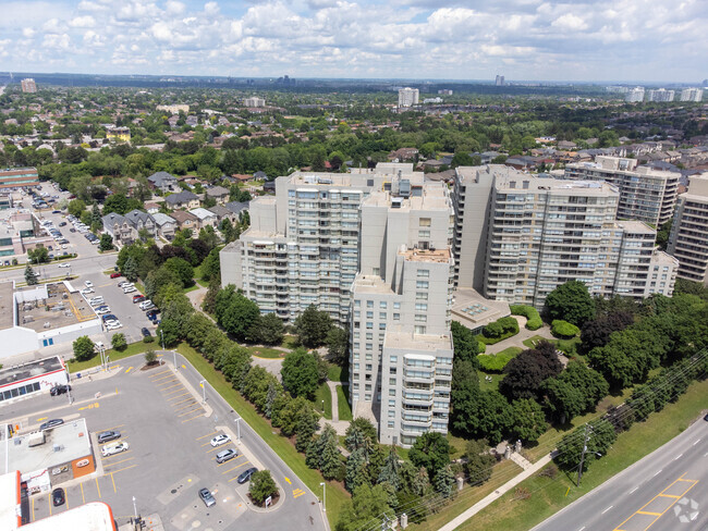 Aerial Photo - 7 Townsgate Dr