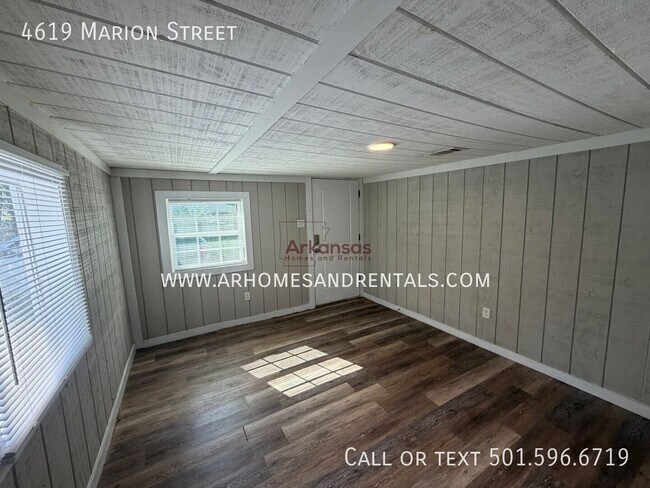 Building Photo - 4619 Marion St