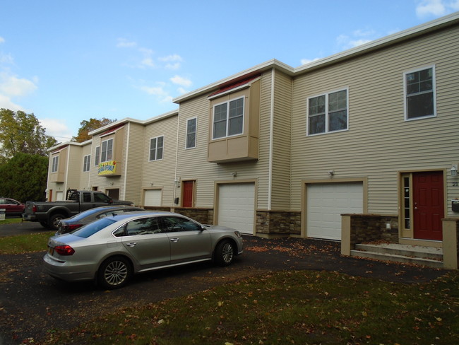 Foto del edificio - Walnut Creek Townhomes