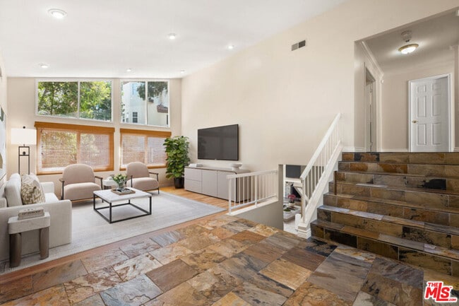 Building Photo - 22840 Sparrow Dell Dr