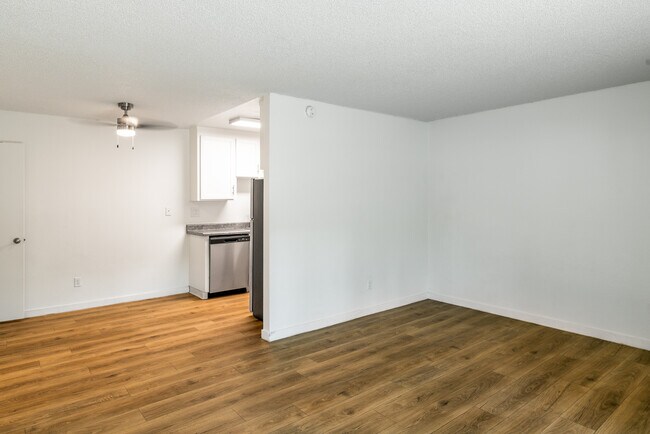 Building Photo - Ignacio Gardens Apartments