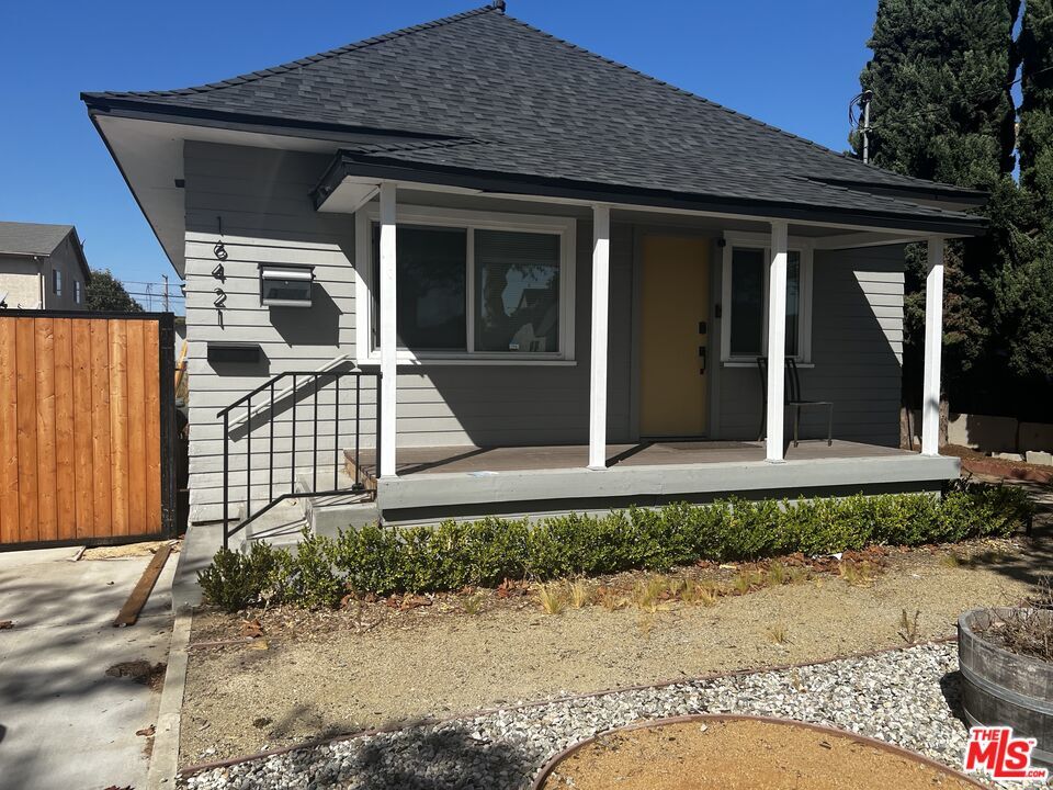 Primary Photo - 16421 Halldale Ave