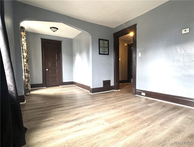 Foto del edificio - 1970 Whitney Ave