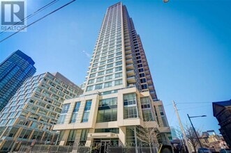 Building Photo - 500-2500 Sherbourne St