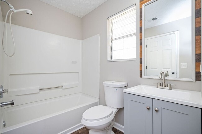 Foto del edificio - 3375 River Run Trail