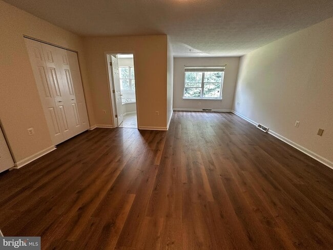 Building Photo - 1184 Fetterbush Cir