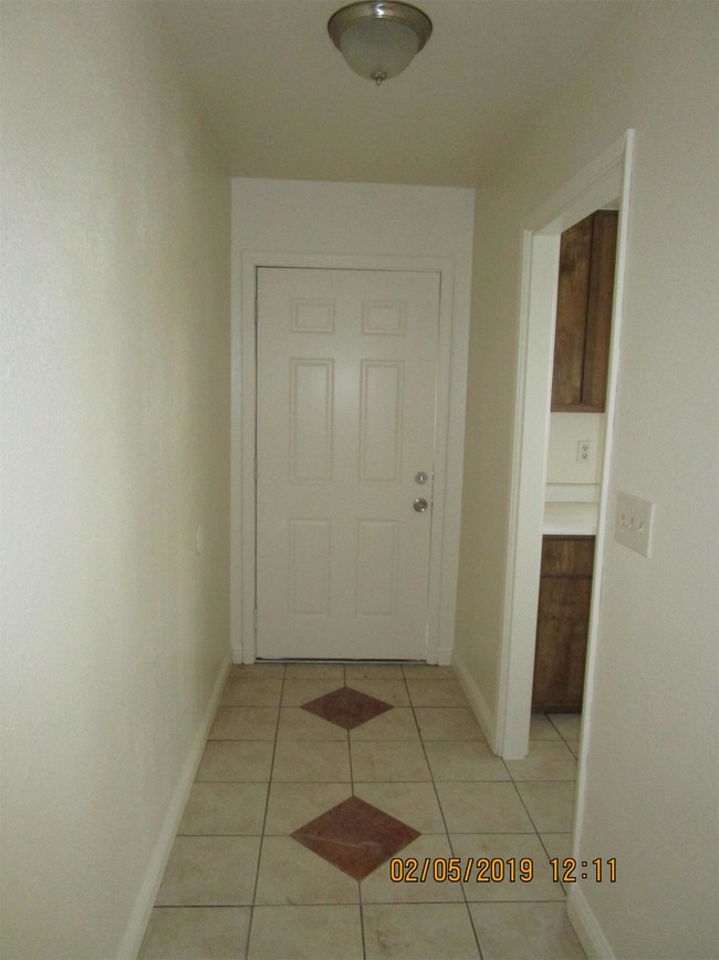 Foto del edificio - 7691 Camp Far West Rd