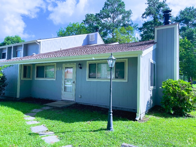 Building Photo - 143 QUARTERDECK