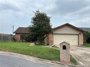 Building Photo - 7016 N 14th Ln