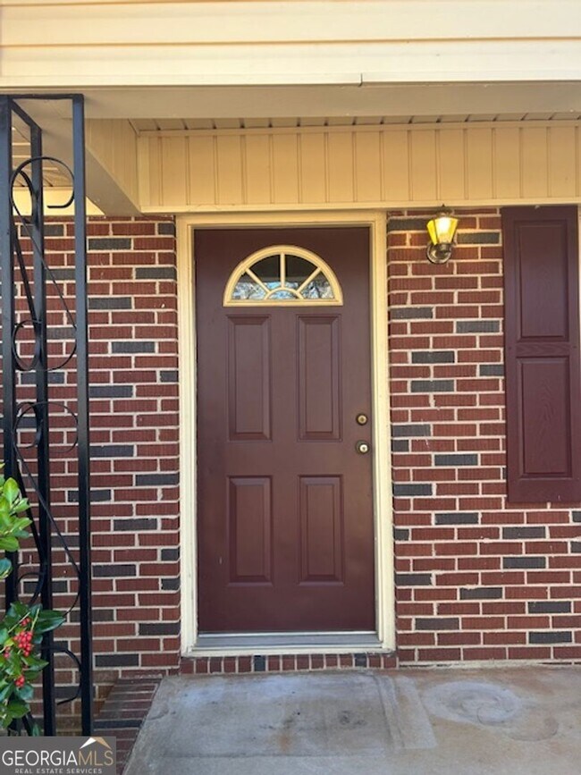 Foto del edificio - 194 VFW Dr