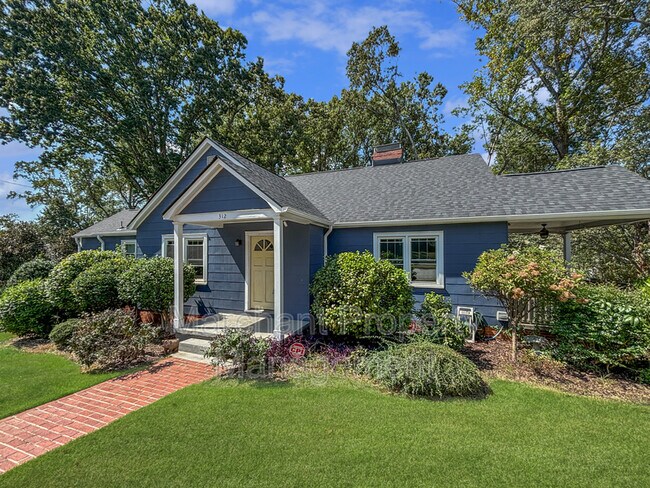 Foto del edificio - 312 Briarcliff Dr