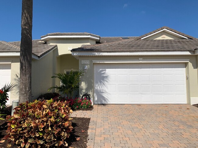 Impeccable! - 420 Moray Pl