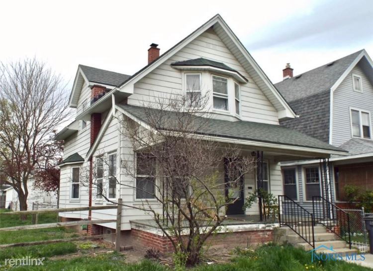 Primary Photo - 3 br, 1 bath House - 2031 N Summit St