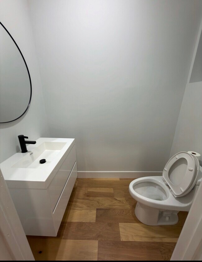 Foto del edificio - 2431 N 29th St