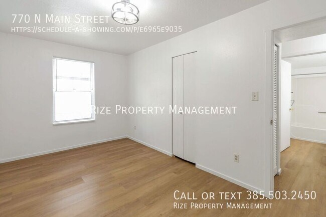Foto del edificio - 770 N Main St