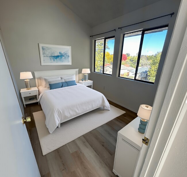 Foto del edificio - 1845 Kendall St