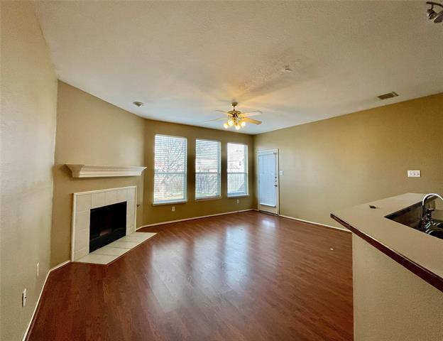 Foto del edificio - 6116 Pine Meadow Ln