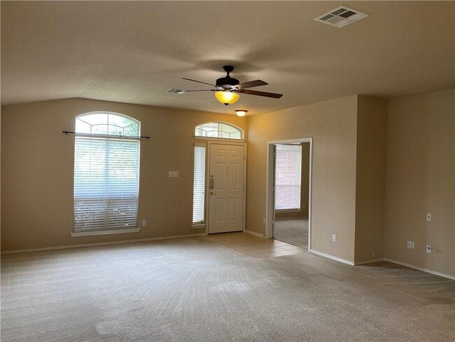 Foto del edificio - 2305 Butler Way