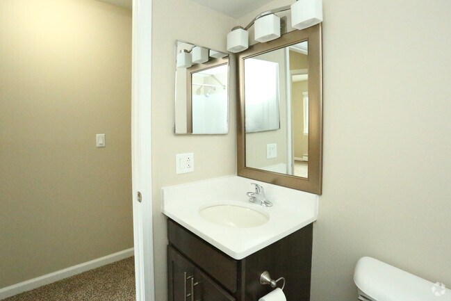 Interior Photo - Shoreview Apartments