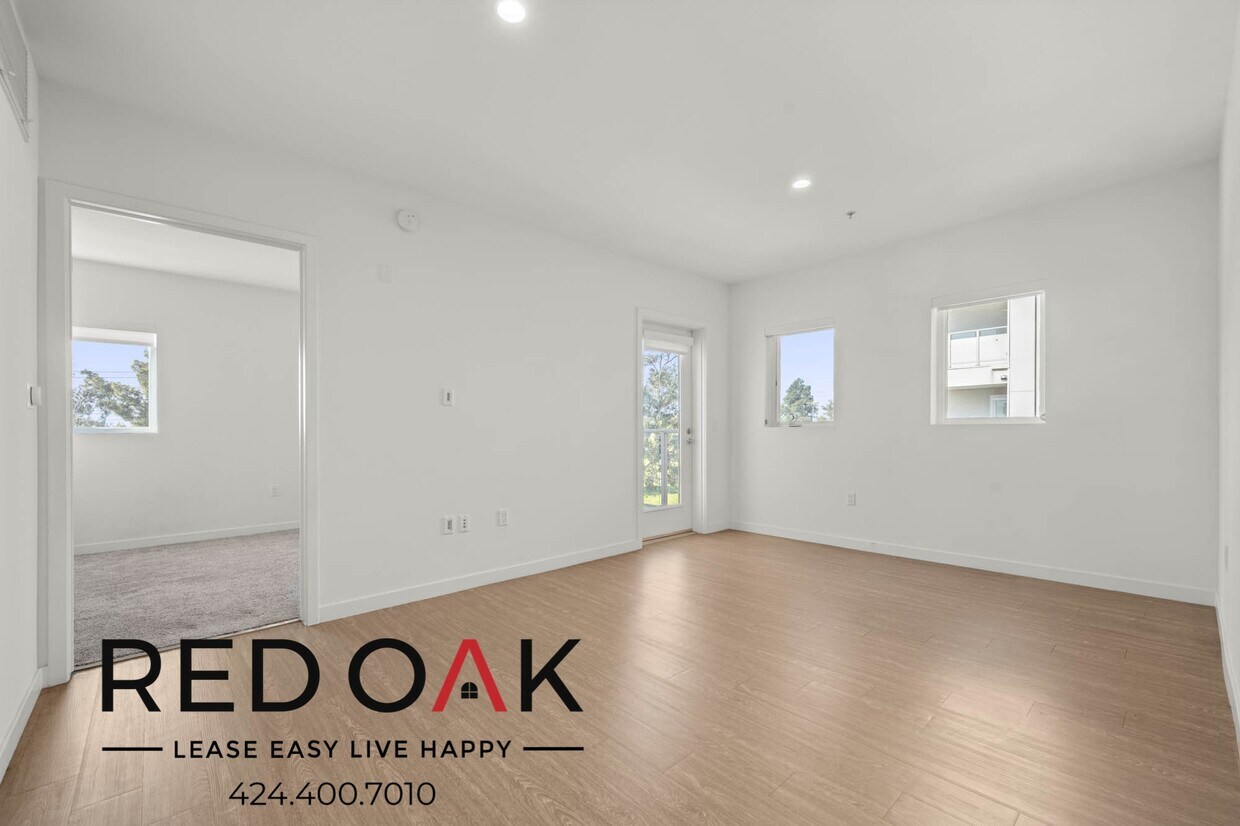 Foto principal - 11405 Chandler Blvd