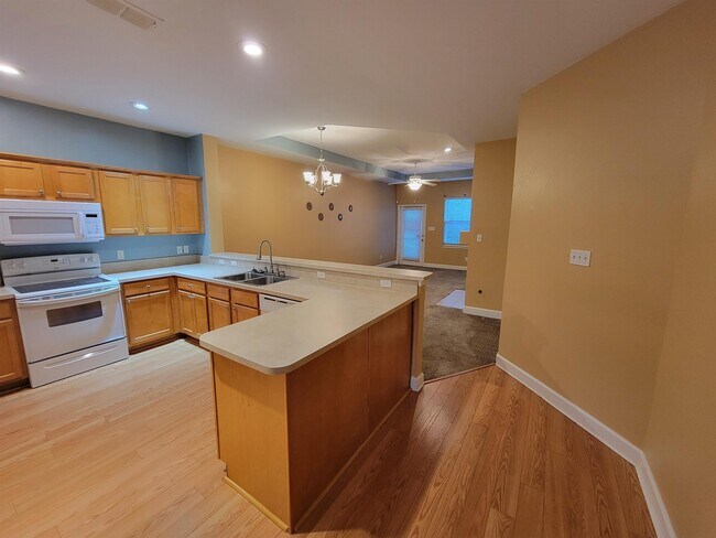 Building Photo - 5504 Hampton Woods Way