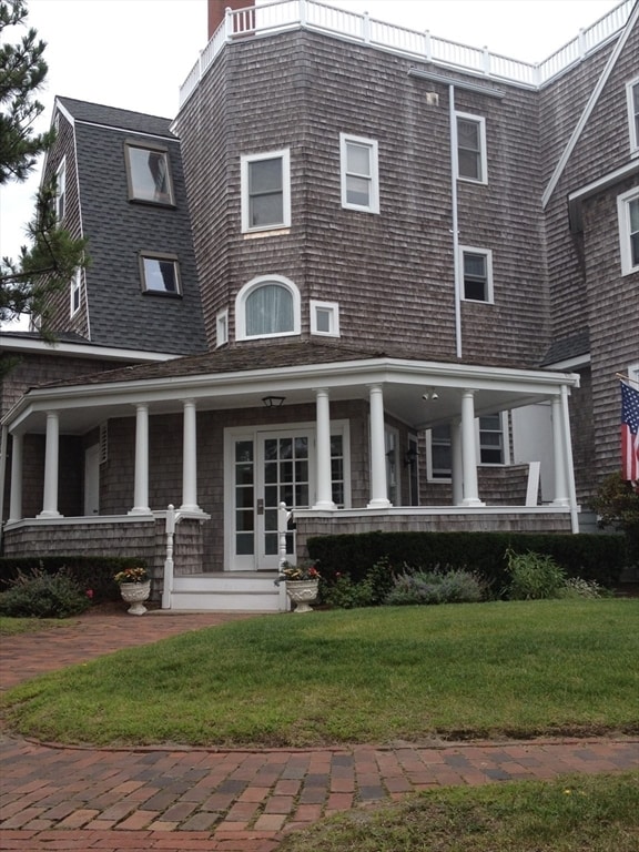 Building Photo - 175 Beach Ave