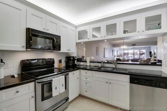 Building Photo - 1601 Marina Isle Way