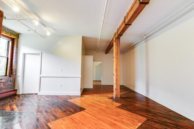 Building Photo - 791 Tremont St