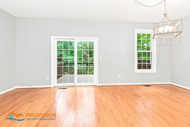 Foto del edificio - 217 Wintergull Ln