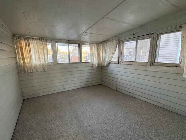 Foto del edificio - 222 N Dubuque St