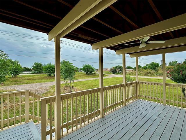 Building Photo - 831 Country Club Rd