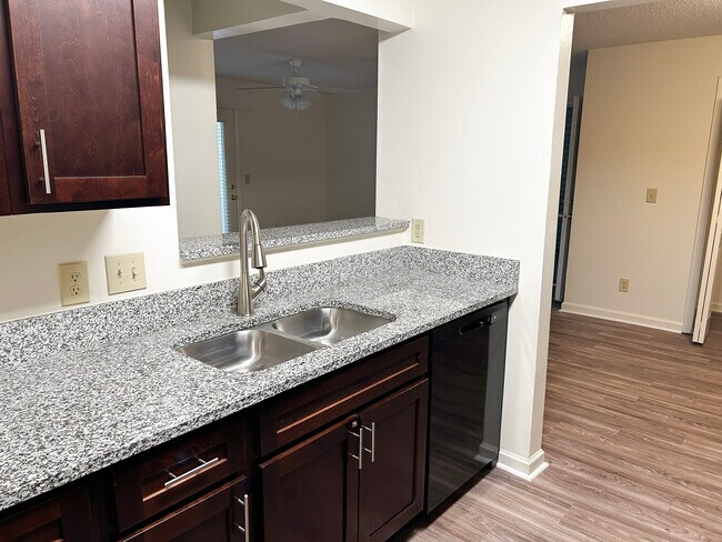 Foto del edificio - Cloisters of Concord