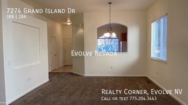 Building Photo - 3 Bed, 2 Bath House in Wingfield Springs