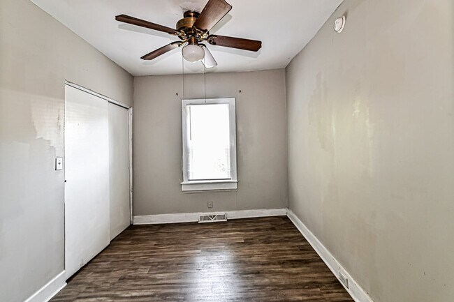Foto del edificio - 5224 Ridgeway St