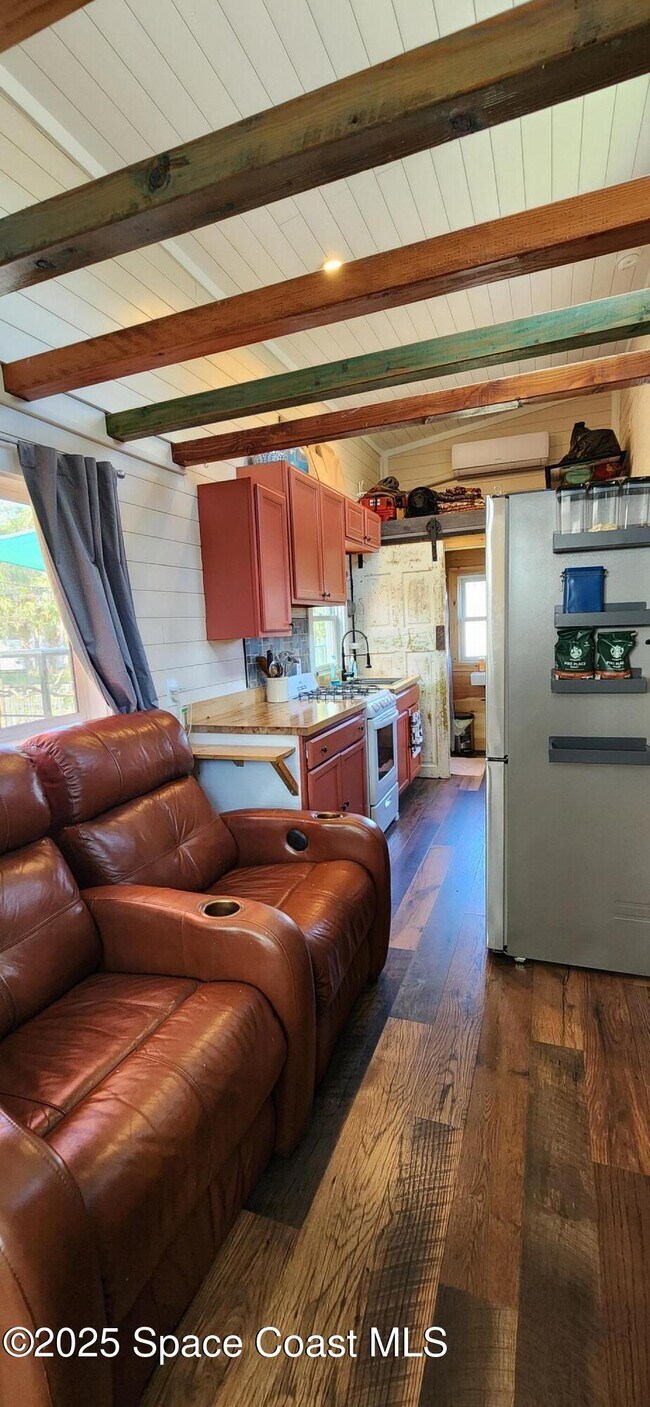 Foto del edificio - 232 Flamingo Dr