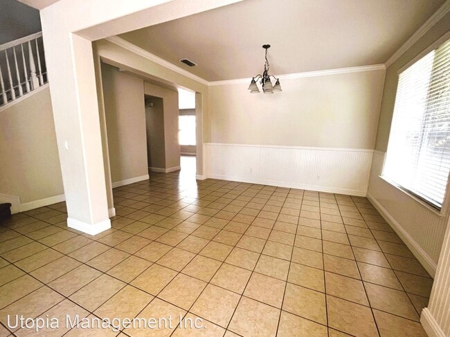 Building Photo - 5 br, 3.5 bath House - 503 W Las Brisas Drive